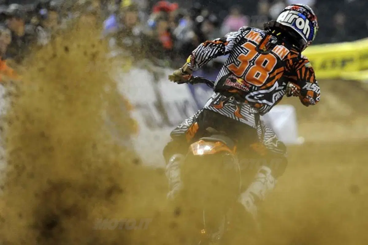 Le foto più spettacolari del Supercross di Phoenix  (2)