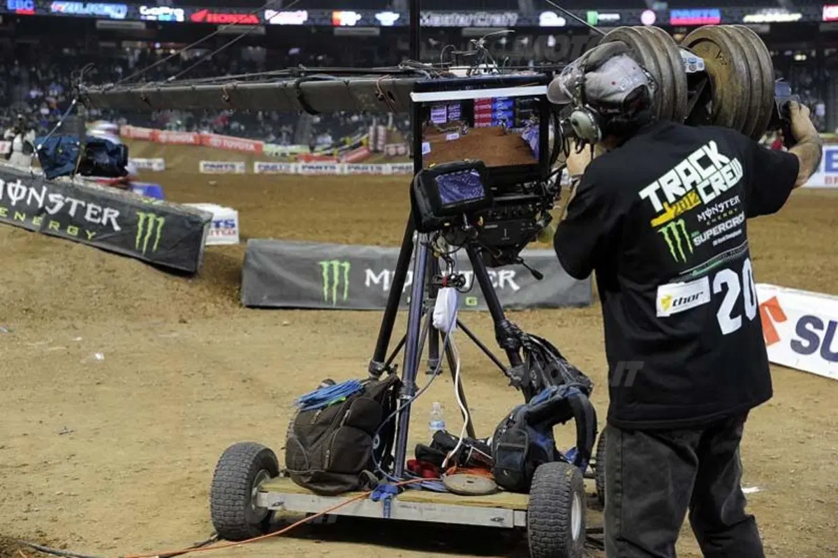 Le foto più spettacolari del Supercross di Phoenix  (39)