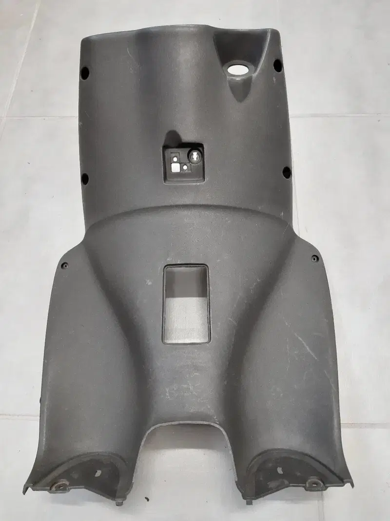 Retro scudo Aprilia SR 50 D TECH 02/04