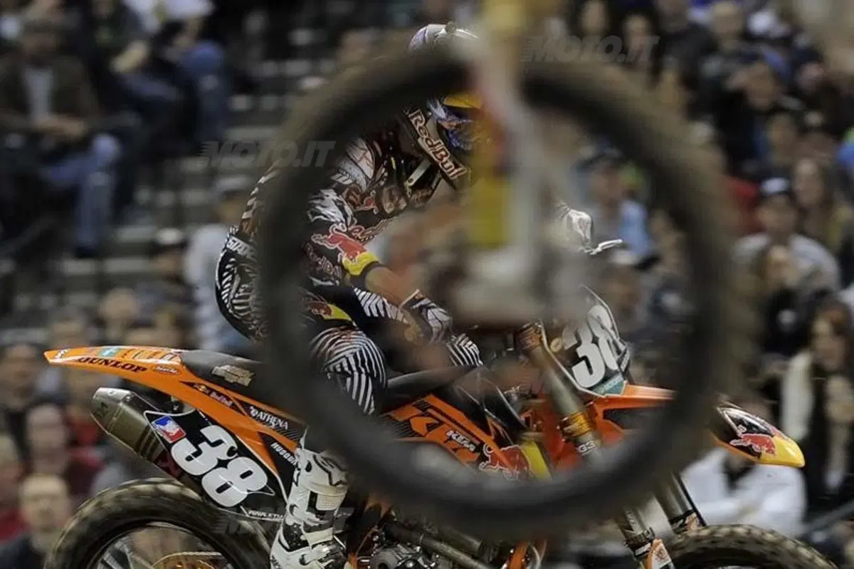 Le foto più spettacolari del Supercross di Phoenix  (44)