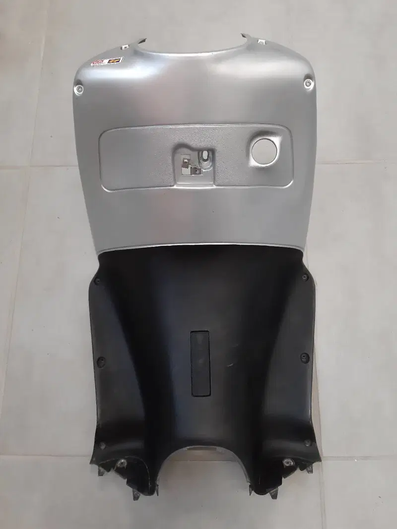 Retro scudo Aprilia Leonardo 125-150 (2)