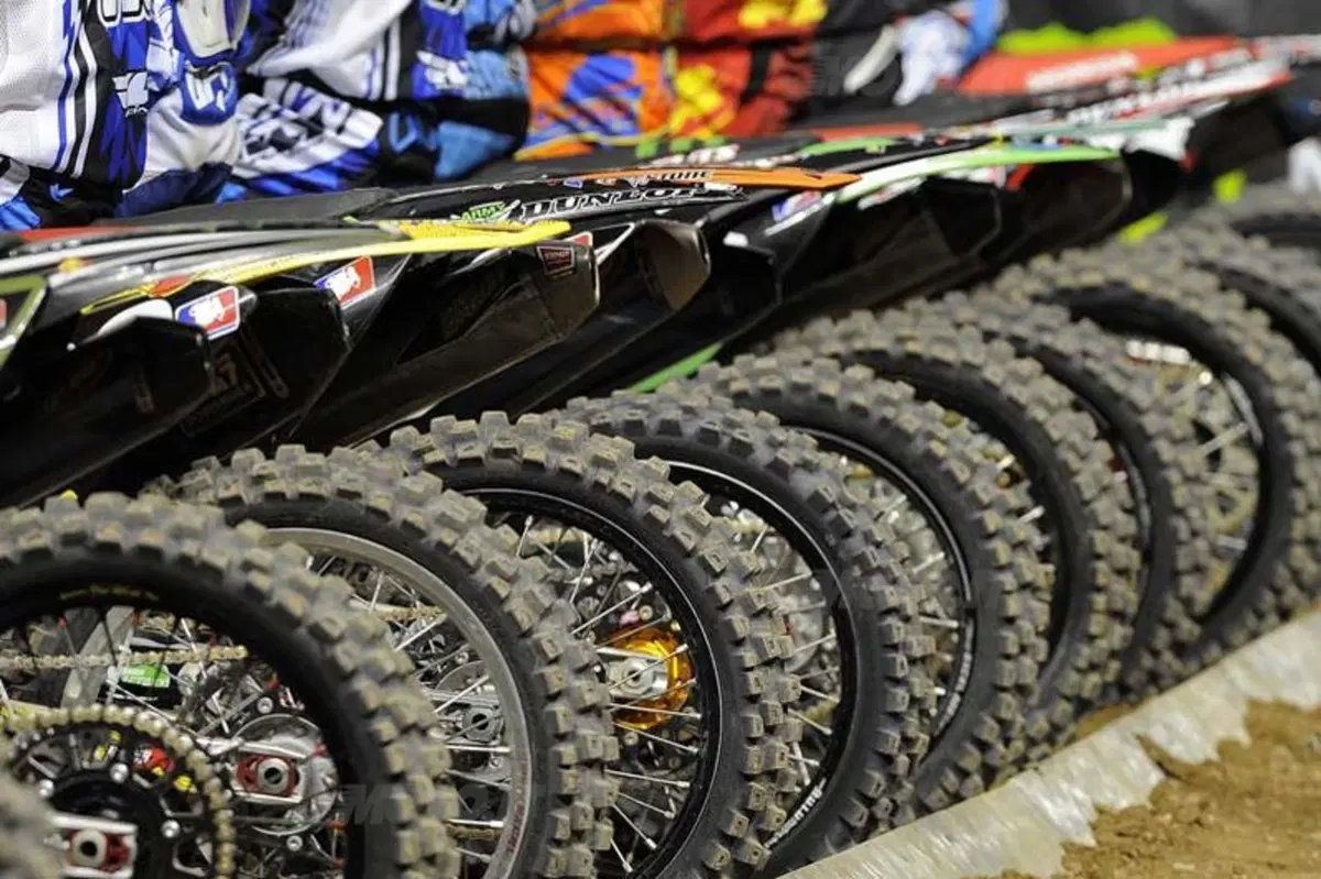 Le foto più spettacolari del Supercross di Phoenix  (50)