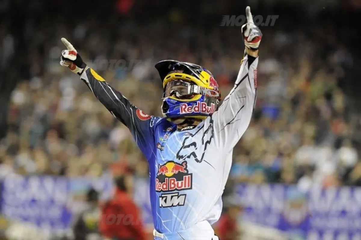 Le foto più spettacolari del Supercross di Phoenix  (60)