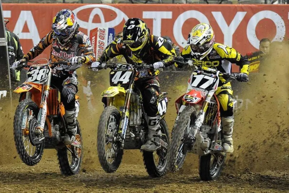 Le foto più spettacolari del Supercross di Phoenix  (66)