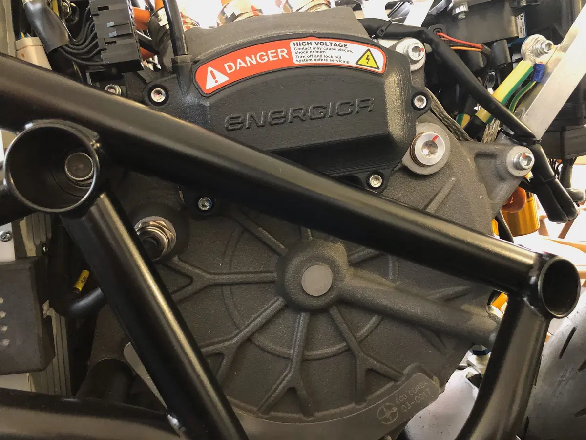 Ego Corsa MotoE TEST: elettrica da Mondiale (8)