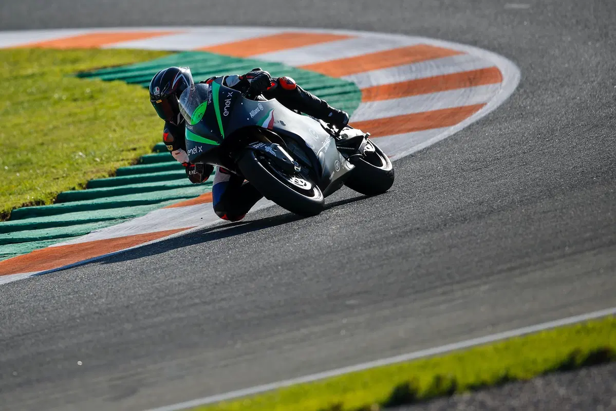 Ego Corsa MotoE TEST: elettrica da Mondiale (4)