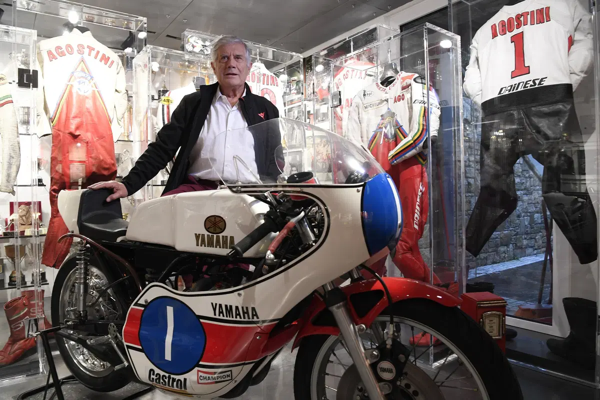 Giacomo Agostini e la nuova sala dei suoi trofei a Bergamo (12)