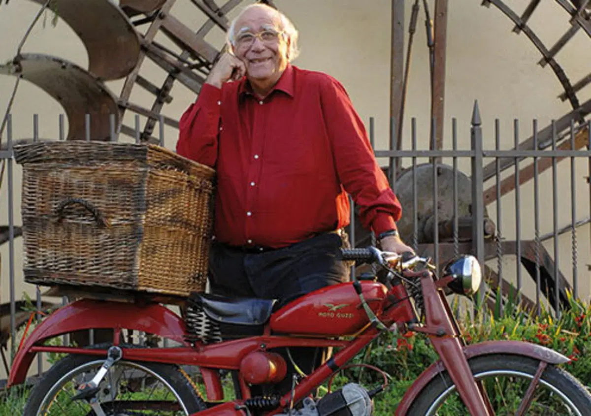 Giovanni Rana: il "re dei tortellini" socio onorario del Moto Guzzi The Club
