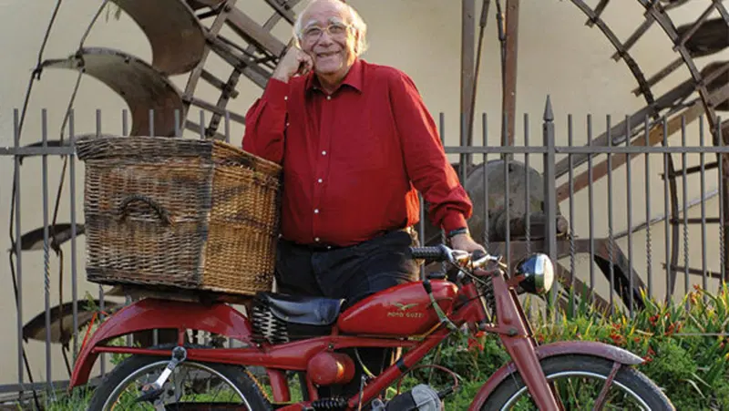 Giovanni Rana: il "re dei tortellini" socio onorario del Moto Guzzi The Club
