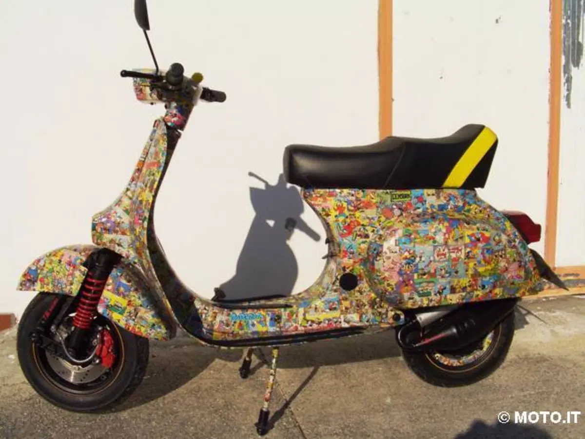 Le strane di Moto.it: Piaggio Vespa 50 special Topolino