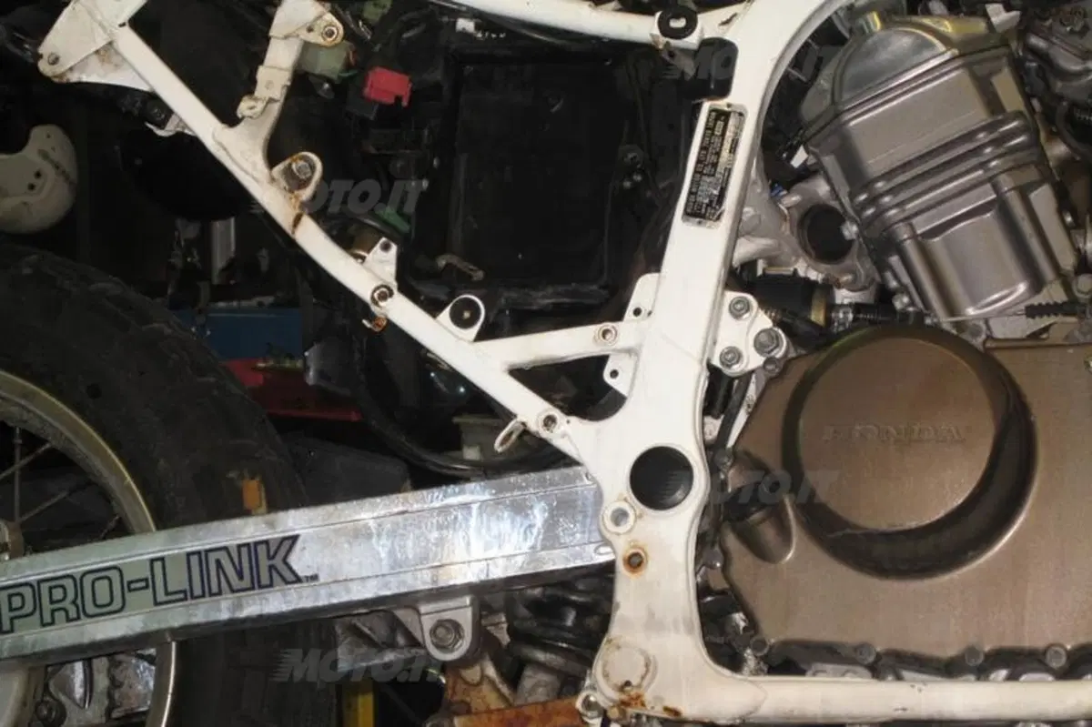 Come ti restauro l’Honda Africa Twin 650 (24)