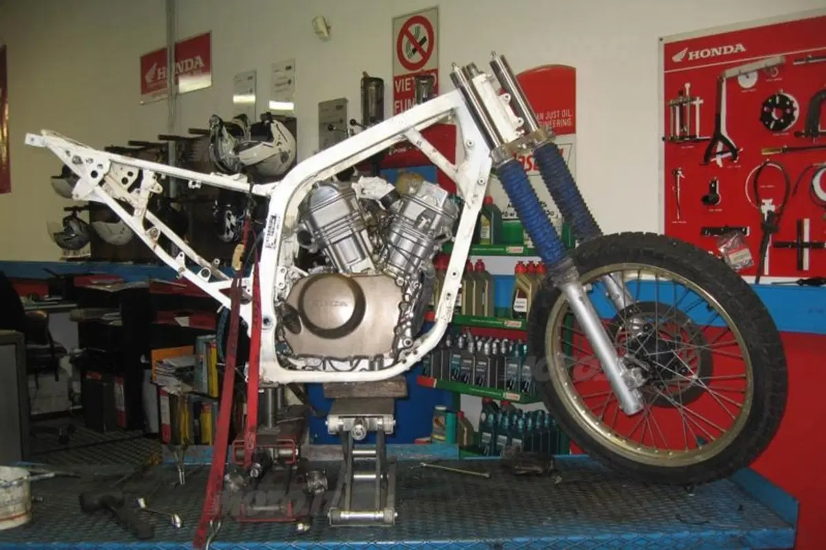 Come ti restauro l’Honda Africa Twin 650 (32)