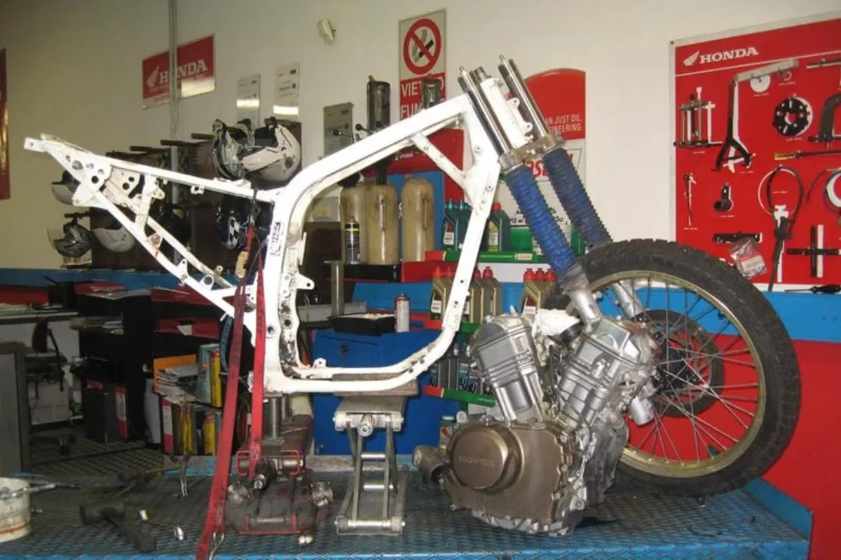 Come ti restauro l’Honda Africa Twin 650 (33)
