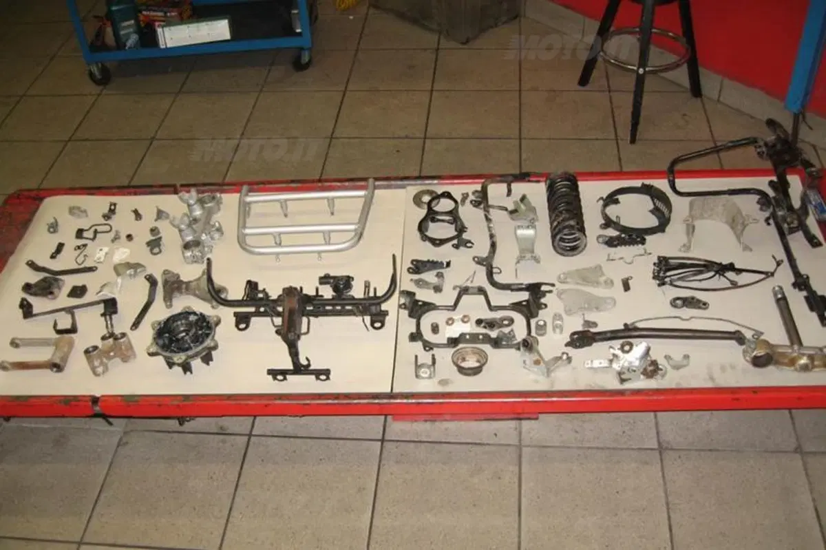 Come ti restauro l’Honda Africa Twin 650 (37)