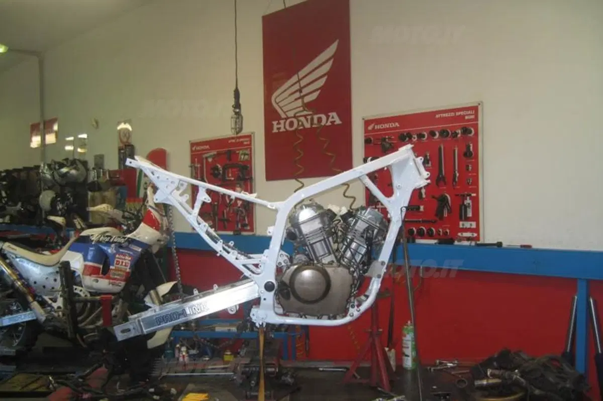 Come ti restauro l’Honda Africa Twin 650 (59)