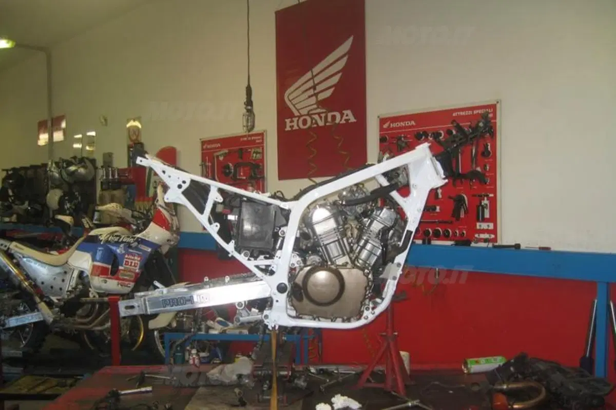 Come ti restauro l’Honda Africa Twin 650 (61)