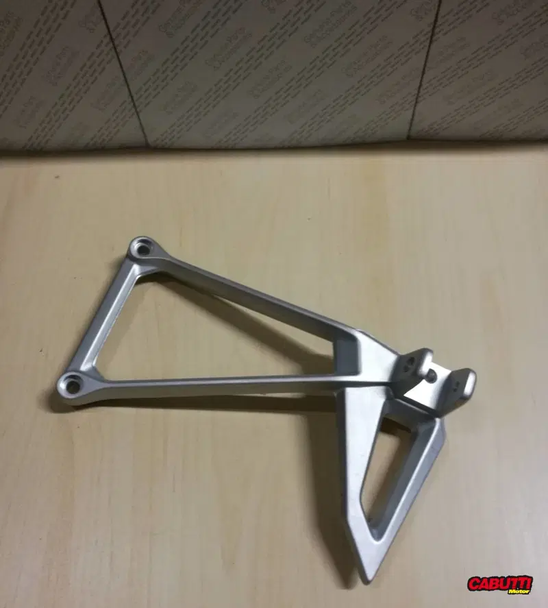 PEDANA POSTERIORE DUCATI MULTISTRADA