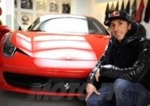 Tony Cairoli visita la Ferrari 
