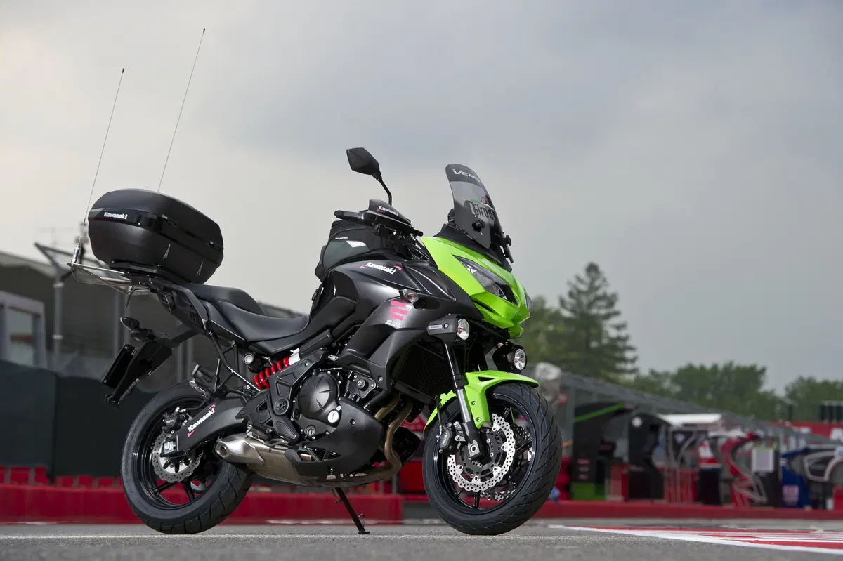 Kawasaki Versys 650 è la moto ufficiale del Giro D’Italia 2016 (23)
