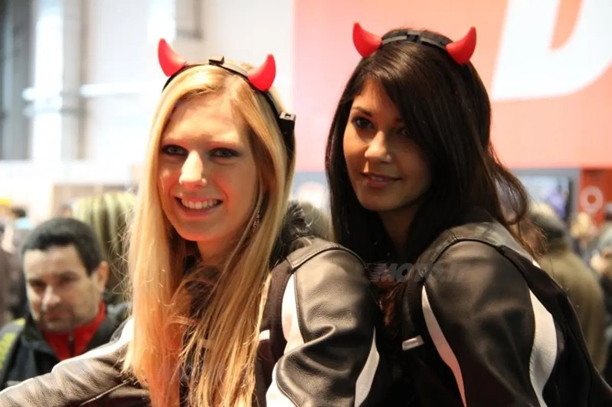 Le girls del Motor Bike Expo di Verona (4)
