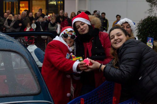 Tornano i Babbi Natale del MC Massa (4)