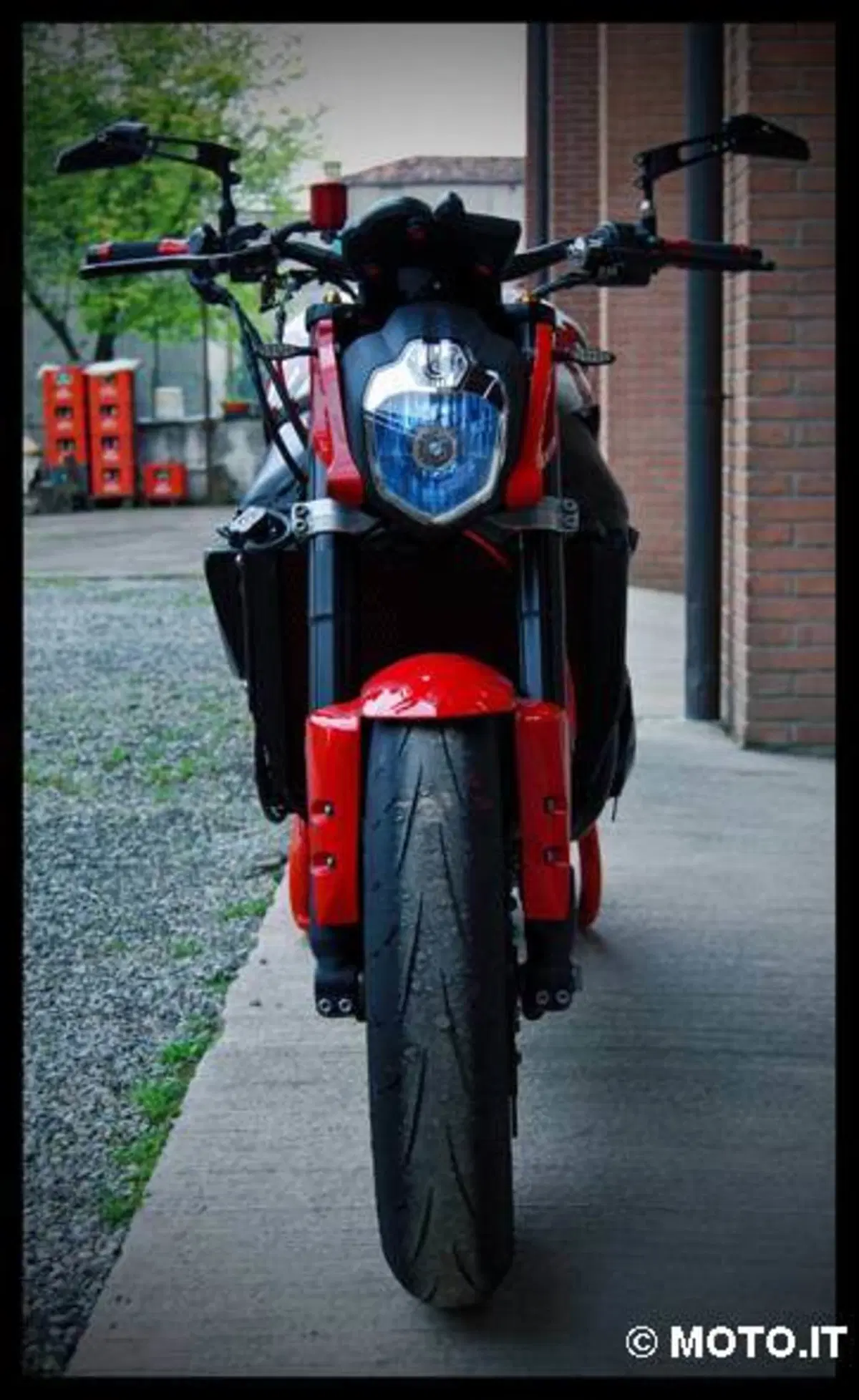 Le Strane di Moto.it: Yamaha R1 Streetfighter (2)
