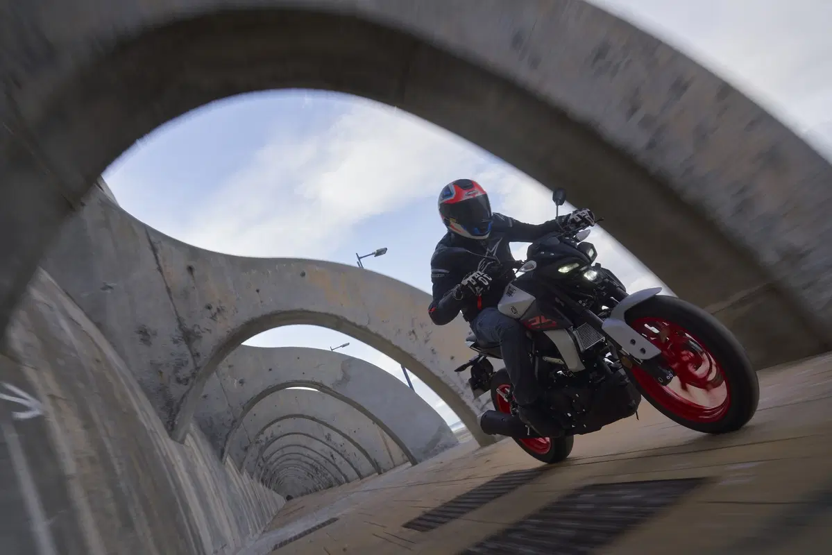 Yamaha MT-125 2020: look e grinta della MT-09 a portata di patente A1 (14)