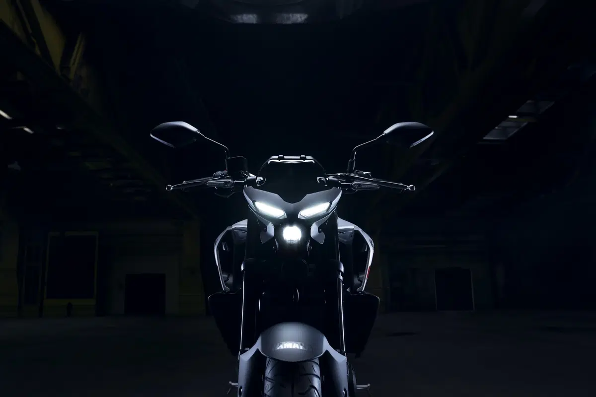 Yamaha MT-03 2020: la fun-bike diventa più facile e divertente (8)