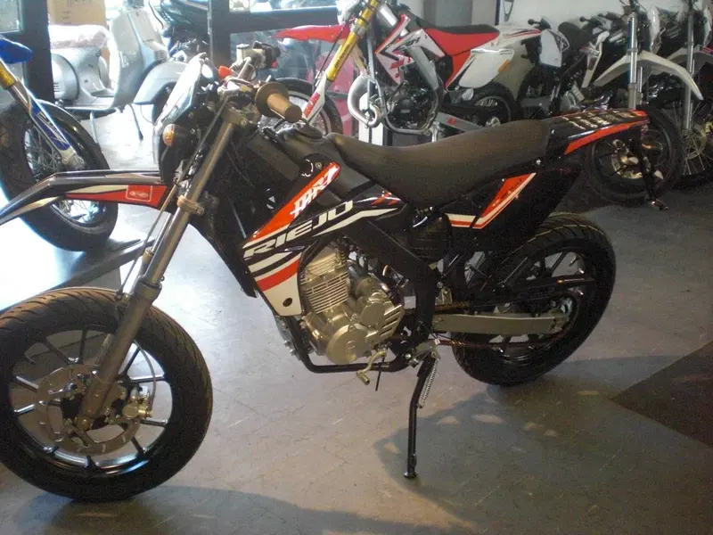 Rieju Marathon 125 Motard A.C. (2011 - 17) (3)