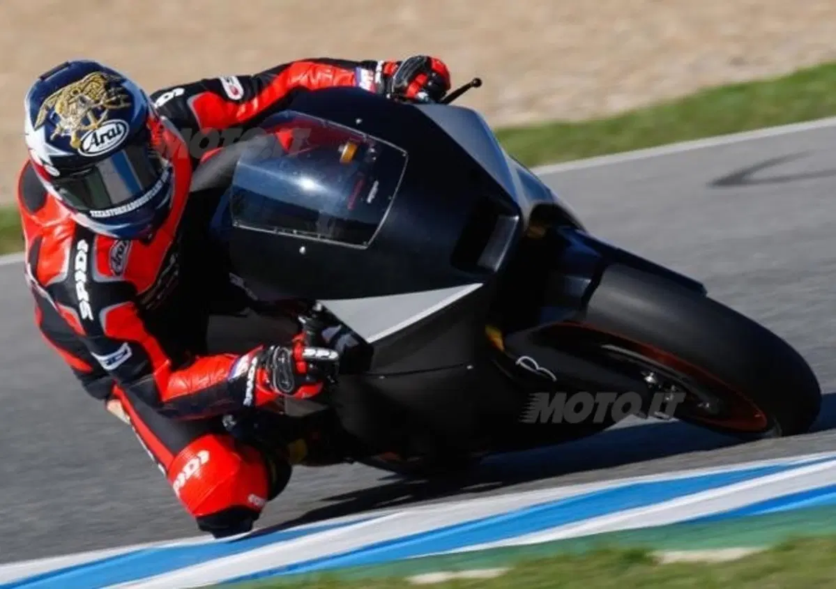 Colin Edwards: "Abbiamo bisogno di gare pi&ugrave; combattute ed emozionanti"
