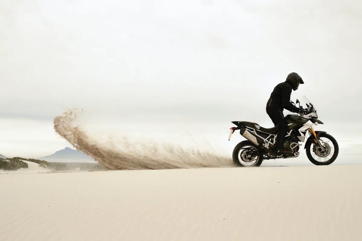 Nuova Triumph Tiger 900 2020 (4)