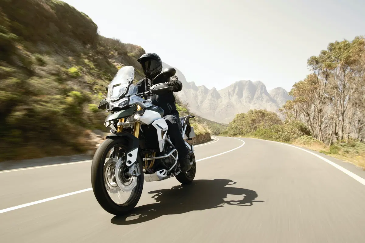 Nuova Triumph Tiger 900 2020 (16)