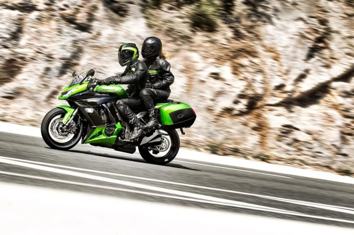 Kawasaki presenta le Special del 2012 (4)