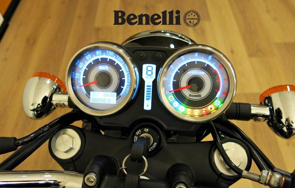 Benelli Imperiale 400 (2019 - 20) (3)
