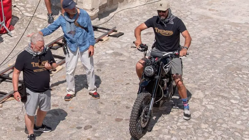 James Bond: in "No Time to Die" compariranno le nuove Triumph Tiger 900 e Scrambler 1200