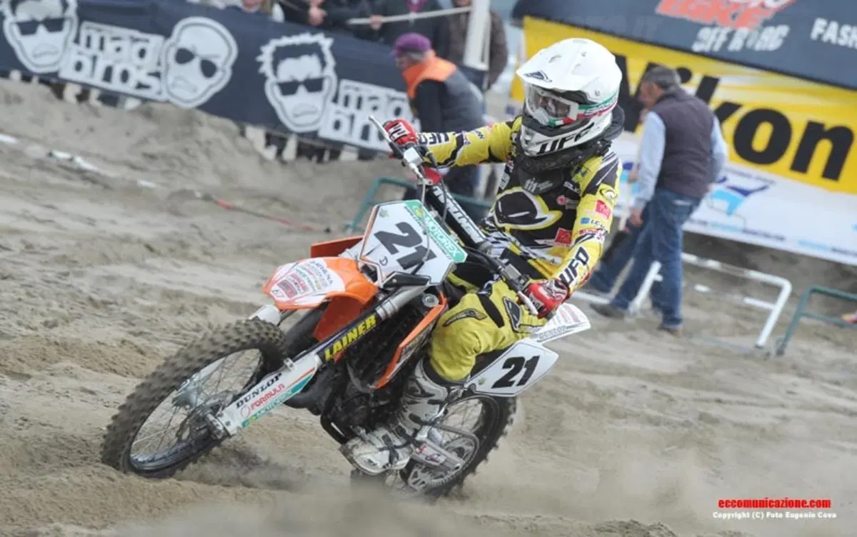 Supermarecross. Vincono: Smith (MX1), Mancuso (MX2) e Fabbri (125)  (2)