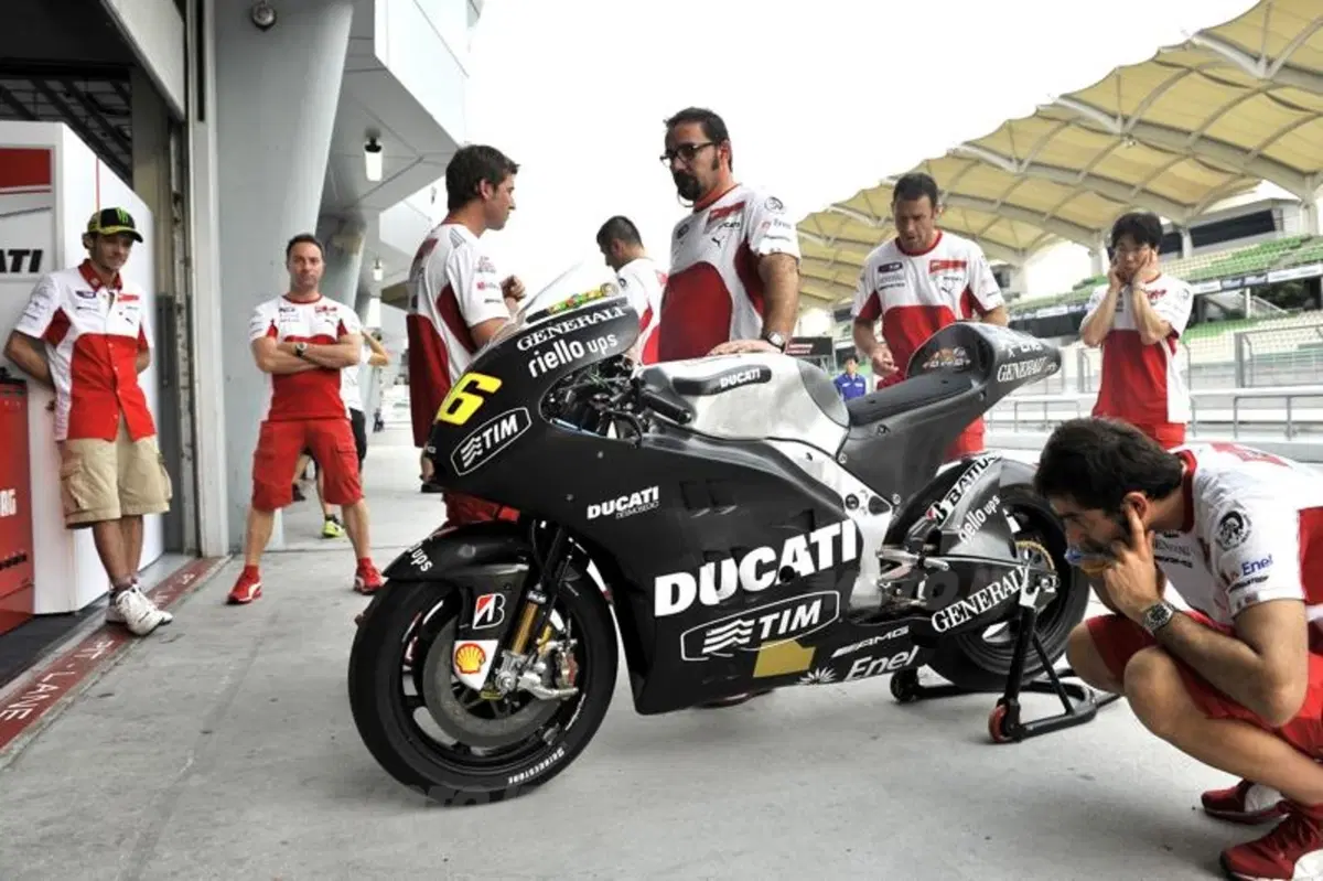 La nuova Ducati GP12 di Valentino Rossi