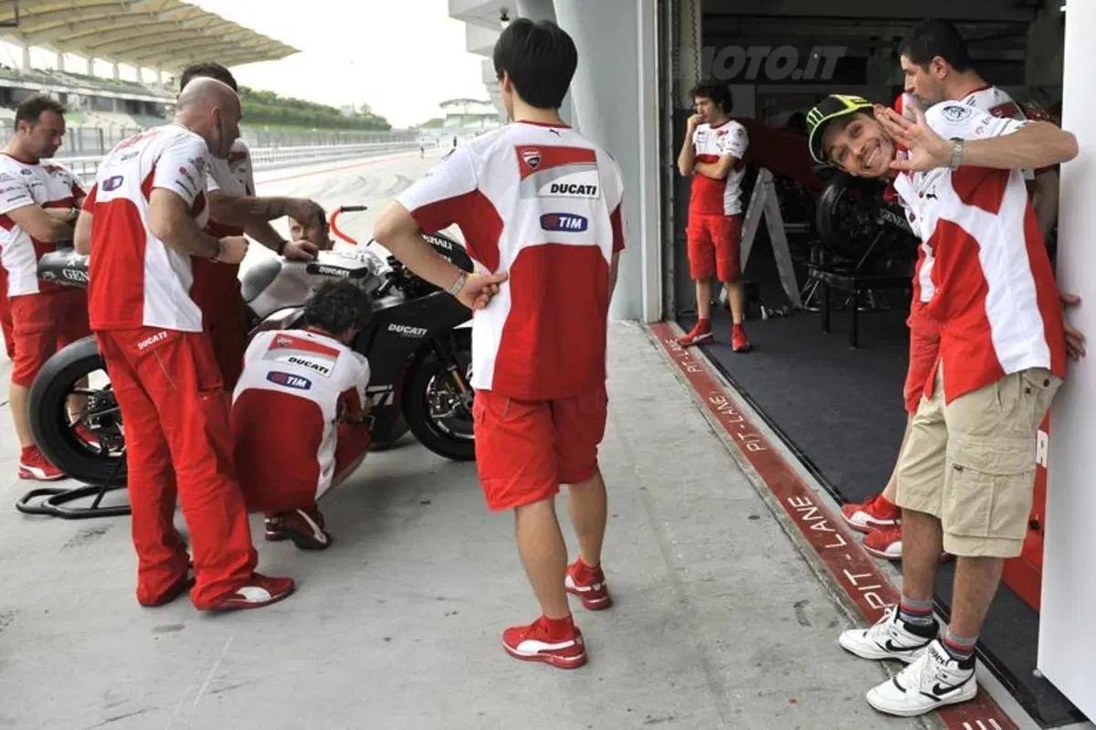 La nuova Ducati GP12 di Valentino Rossi (2)