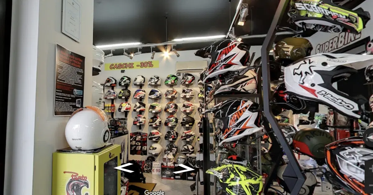 PuntoG Moto inaugura lo store a Gallarate!