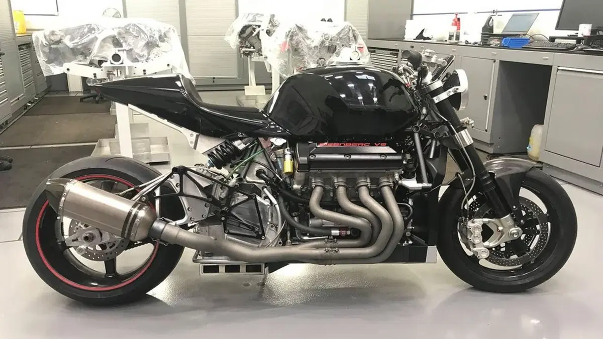 Einseberg V8: una 3000 da 500 cv! (4)