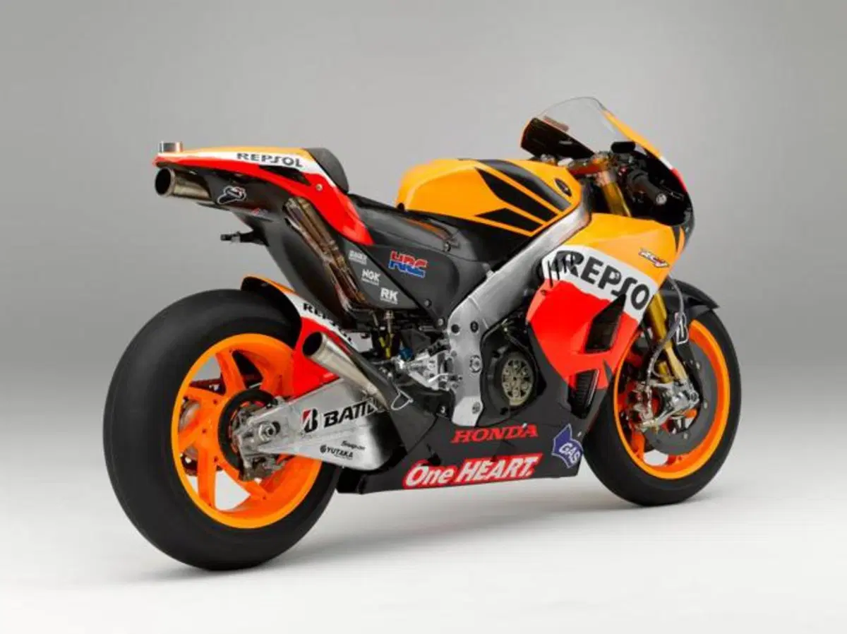 MotoGP. Le prime foto della Honda RC213V di Stoner e Pedrosa (2)