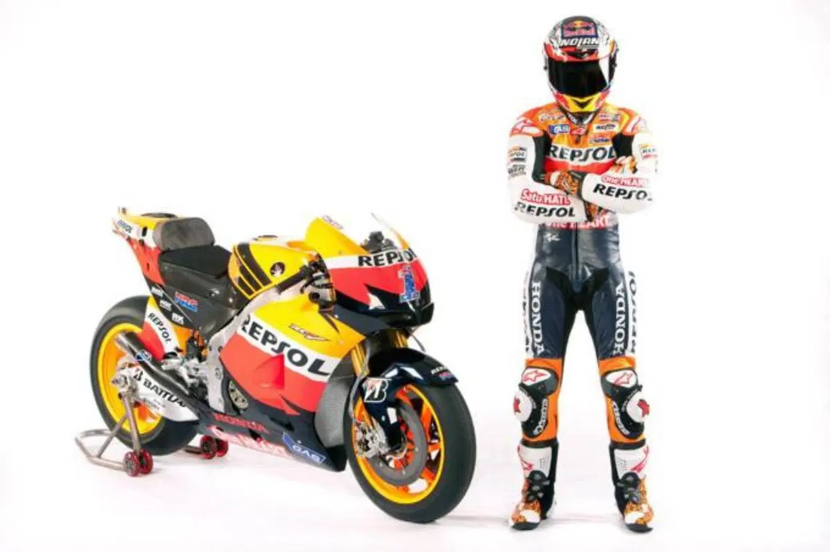 MotoGP. Le prime foto della Honda RC213V di Stoner e Pedrosa (6)