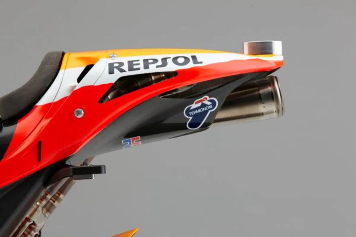 MotoGP. Le prime foto della Honda RC213V di Stoner e Pedrosa (17)