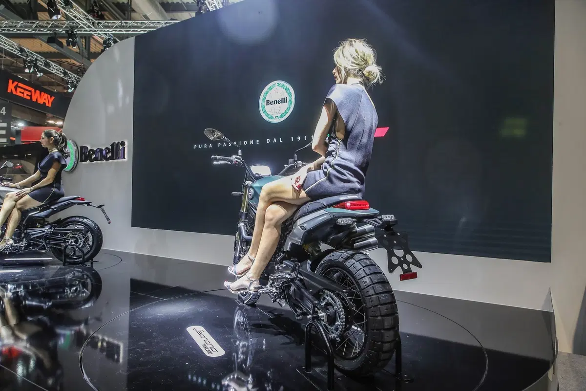 Benelli Leoncino 800 e 800 Trail a EICMA 2019: video, foto e dati (2)