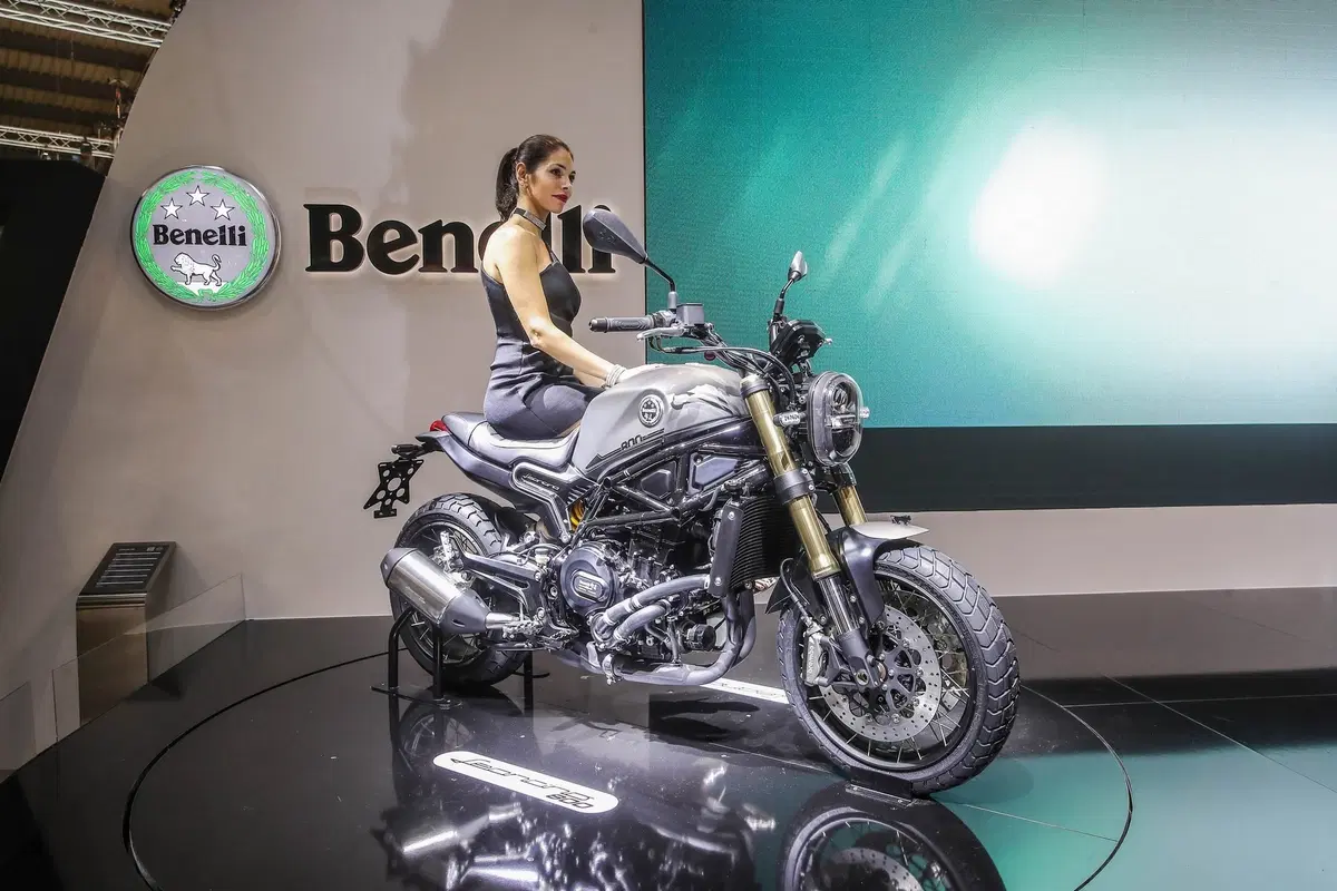 Benelli Leoncino 800 e 800 Trail a EICMA 2019: video, foto e dati (4)