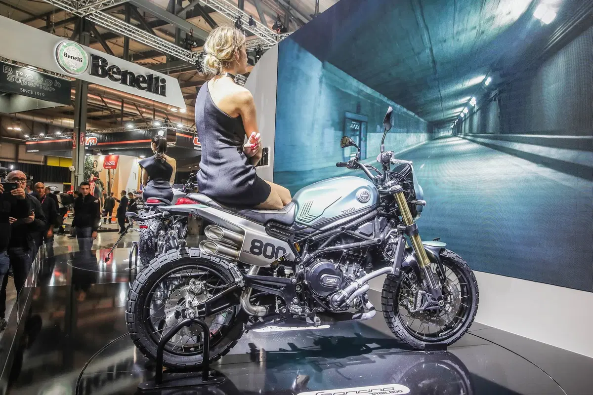 Benelli Leoncino 800 e 800 Trail a EICMA 2019: video, foto e dati (25)