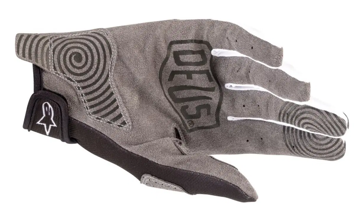 Limited Edition Alpinestars X Deus Ex Machina MX (7)