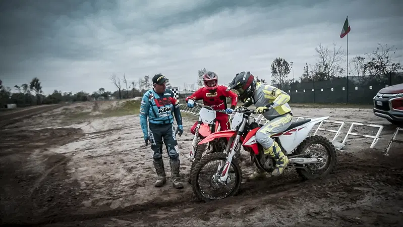 Scuola di Motocross con Gio Sala - Quarta puntata: la partenza