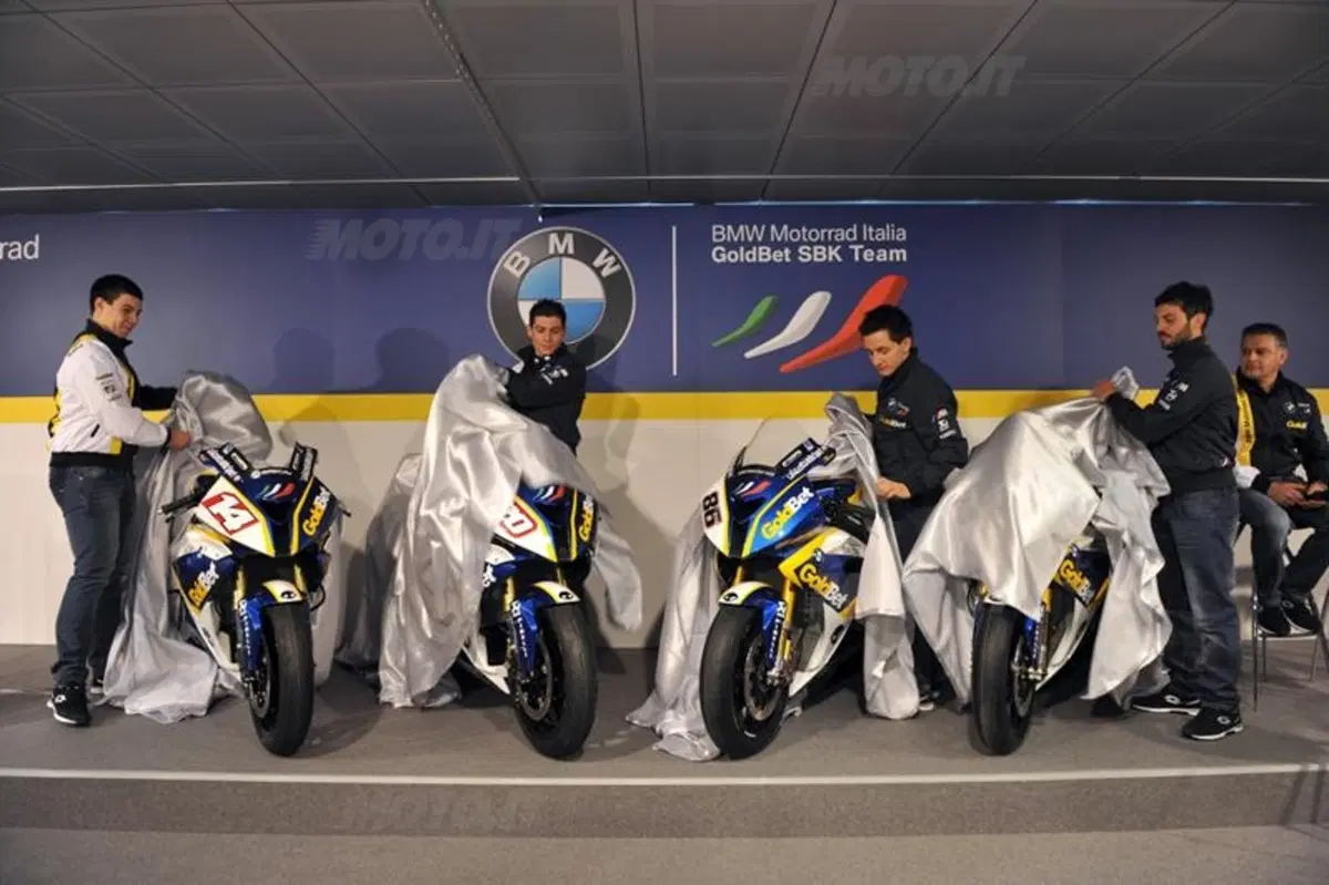 SBK. Il team BMW Italia punta in alto con Fabrizio e Badovini (11)
