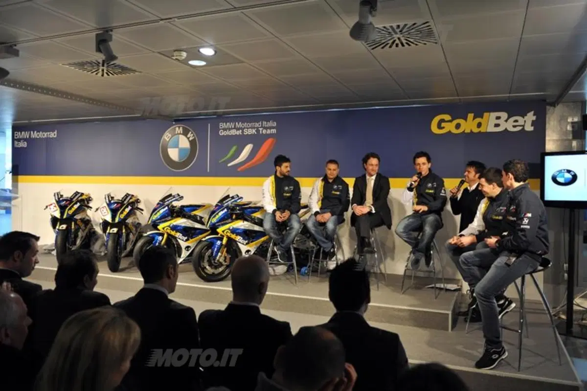 SBK. Il team BMW Italia punta in alto con Fabrizio e Badovini (13)